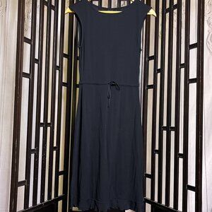GAP X-Small Black Dress - Beautiful Silhouette, Tie Waist